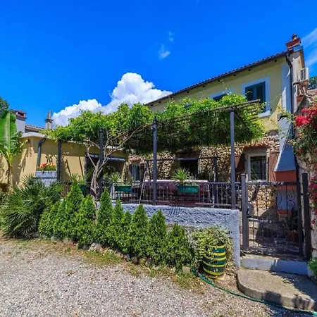 Nyaraló Adorable With Bubble Bath And Outdoor Kitchen *