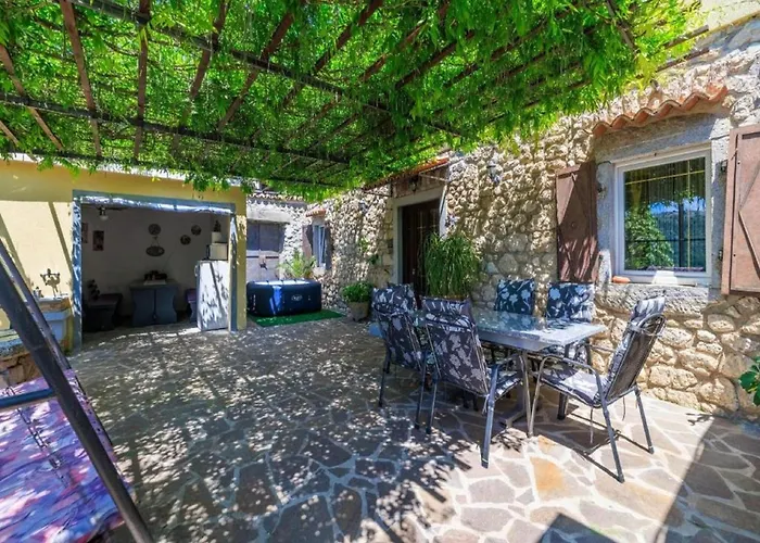 Tatil Evi Adorable With Bubble Bath